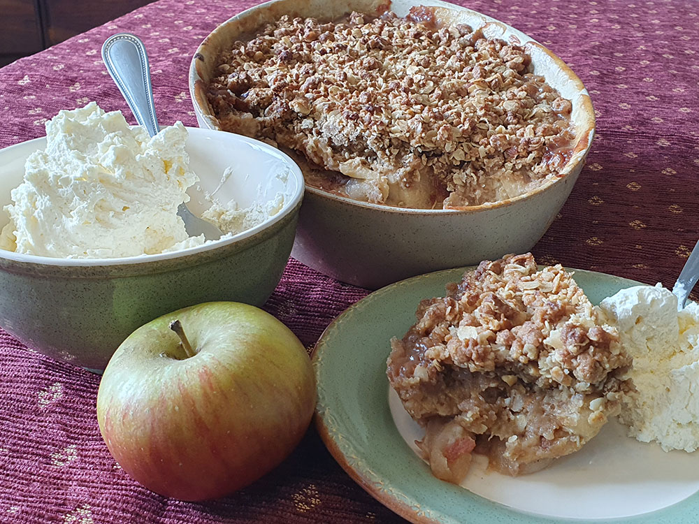 Recipe Toffee Apple Crumble