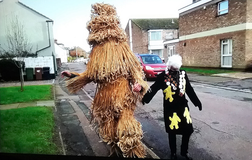 Whittlesea Straw Bear Online